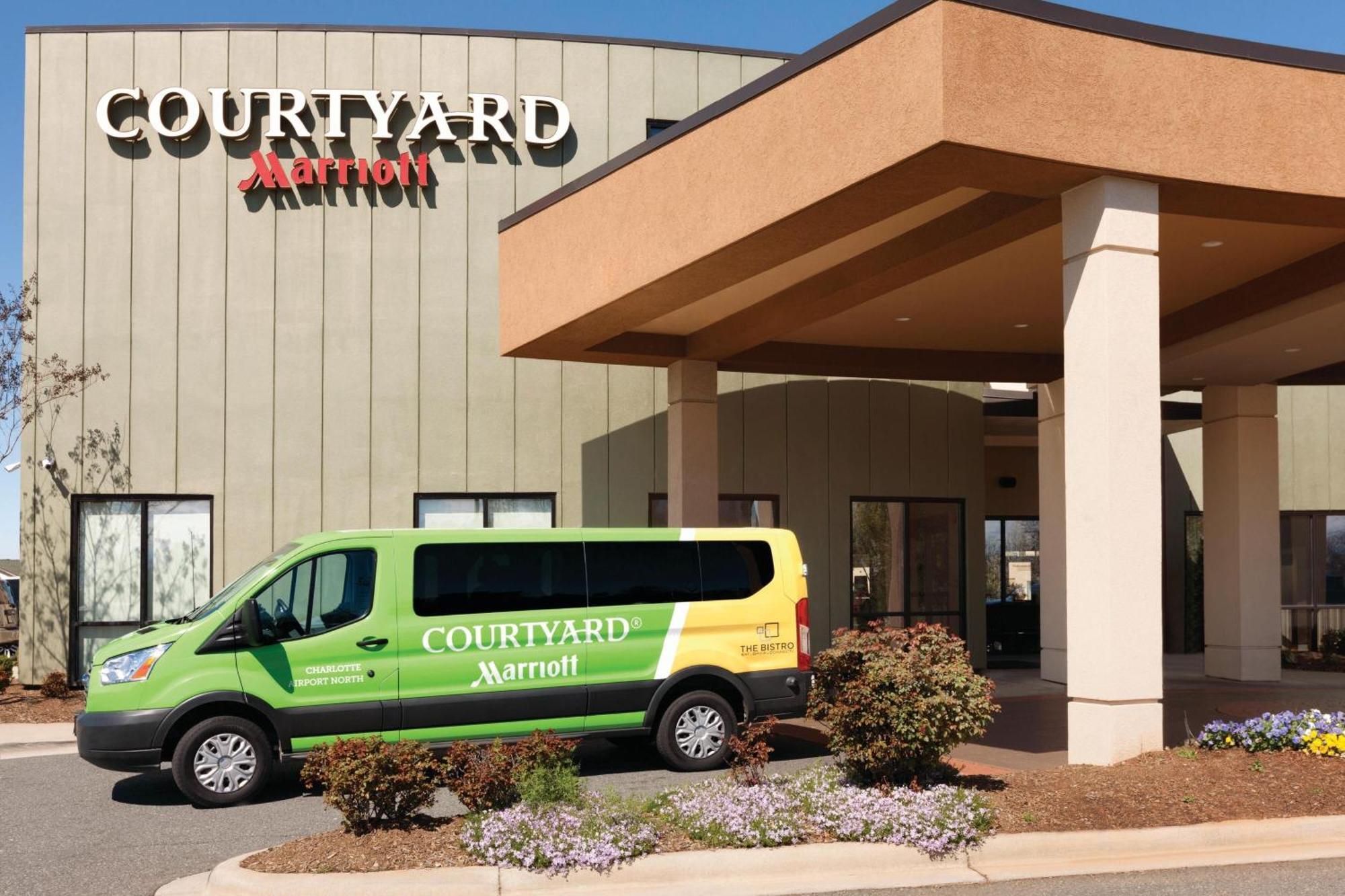 Courtyard Charlotte Airport North Hotel Buitenkant foto